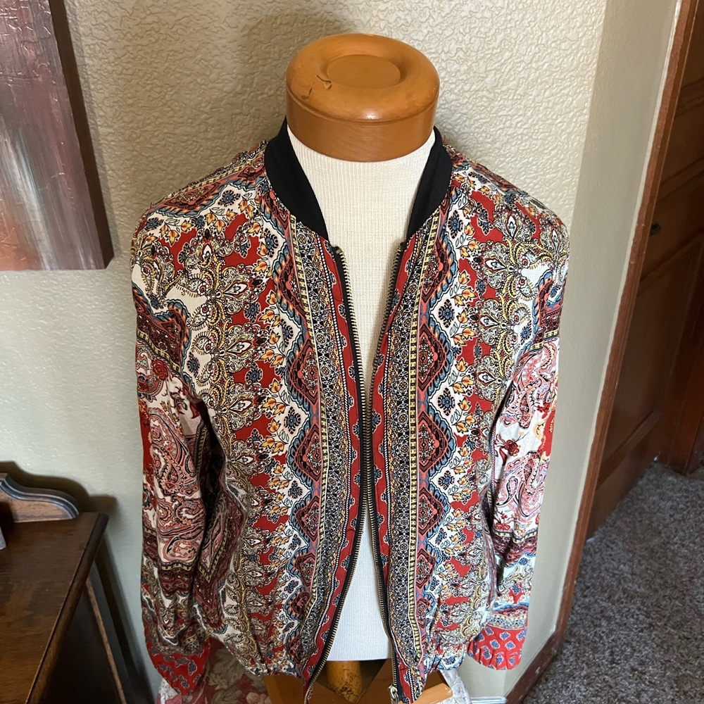 Multi-colored Jacket - Picture 2 of 8